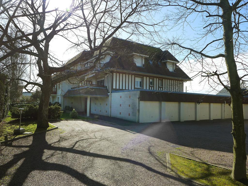 Le Manoir Du Casino *