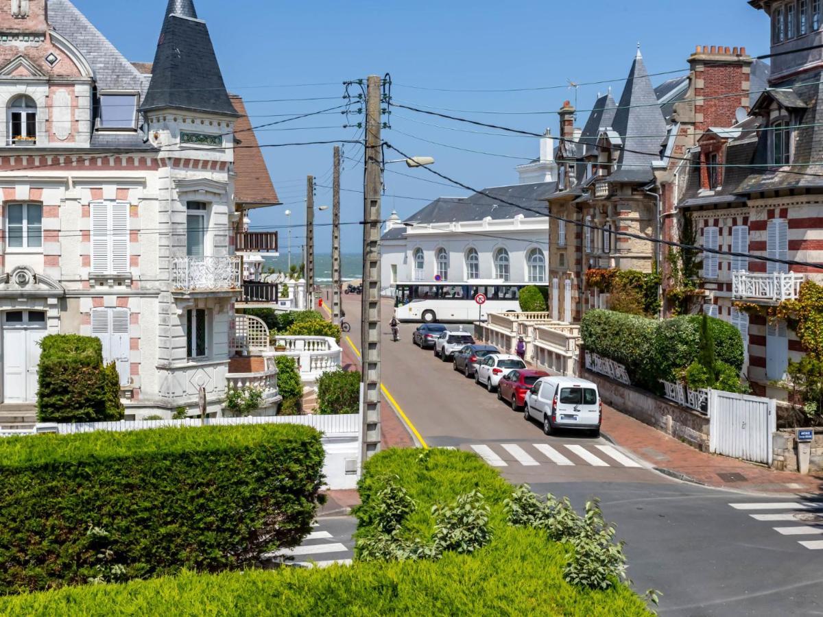 Le Manoir Du Casino *