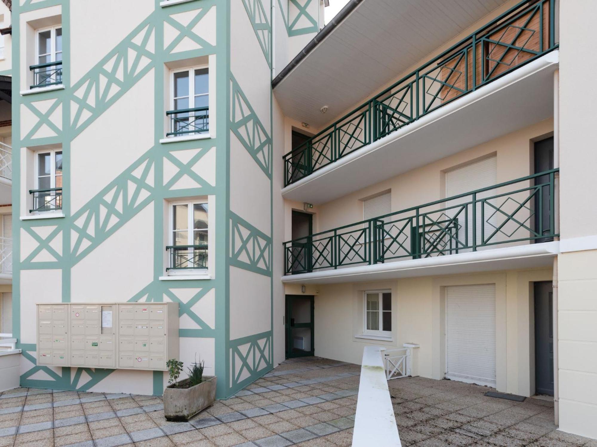 Le Manoir Du Casino Cabourg